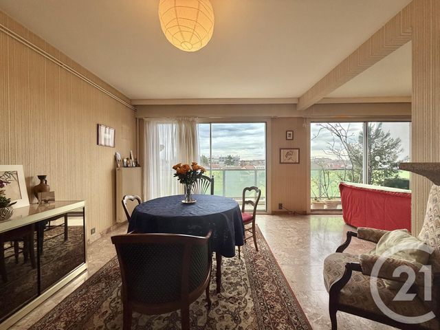 Appartement F5 à vendre - 5 pièces - 110.0 m2 - MOULINS - 03 - AUVERGNE - Century 21 Pierre Immobilier