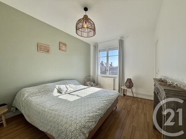 Appartement à vendre - 4 pièces - 100.0 m2 - MOULINS - 03 - AUVERGNE - Century 21 Pierre Immobilier