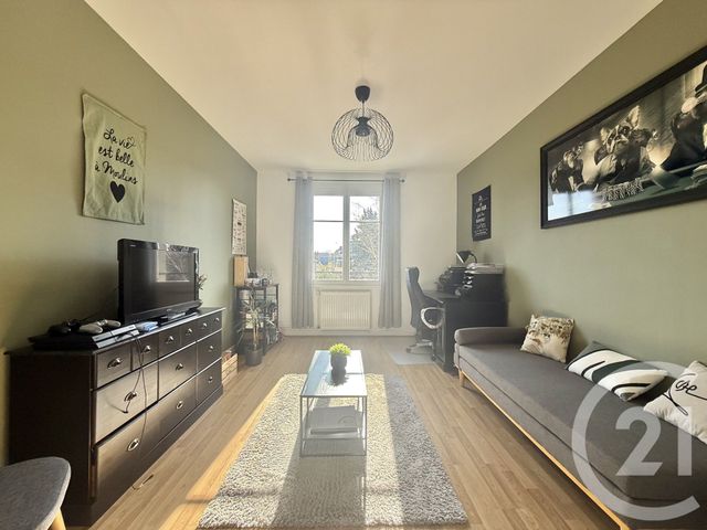 Appartement à vendre - 4 pièces - 100.0 m2 - MOULINS - 03 - AUVERGNE - Century 21 Pierre Immobilier