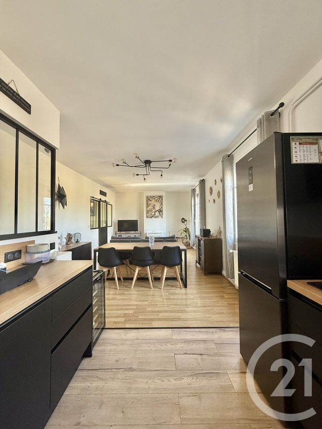 Appartement à vendre - 4 pièces - 100.0 m2 - MOULINS - 03 - AUVERGNE - Century 21 Pierre Immobilier