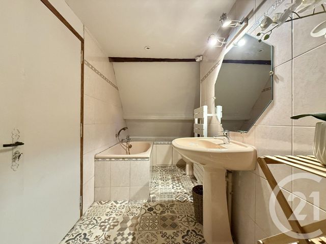 maison à vendre - 4 pièces - 117.5 m2 - ST POURCAIN SUR BESBRE - 03 - AUVERGNE - Century 21 Pierre Immobilier