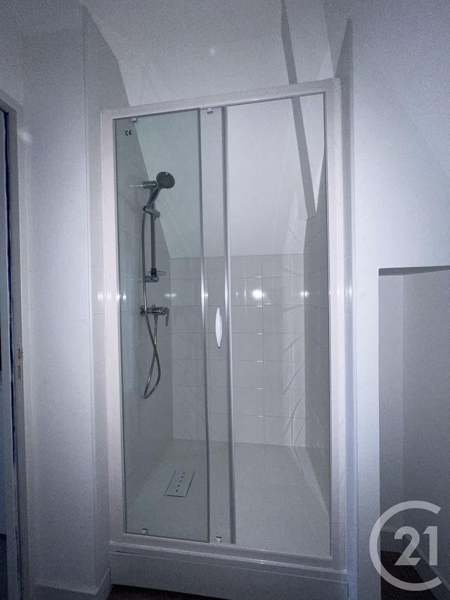 Appartement F2 à louer - 2 pièces - 40.63 m2 - MOULINS - 03 - AUVERGNE - Century 21 Pierre Immobilier