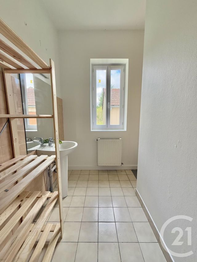maison à louer - 4 pièces - 85.19 m2 - DORNES - 58 - BOURGOGNE - Century 21 Pierre Immobilier