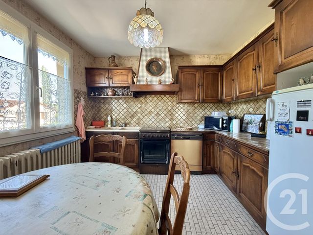 maison à vendre - 6 pièces - 135.0 m2 - YZEURE - 03 - AUVERGNE - Century 21 Pierre Immobilier