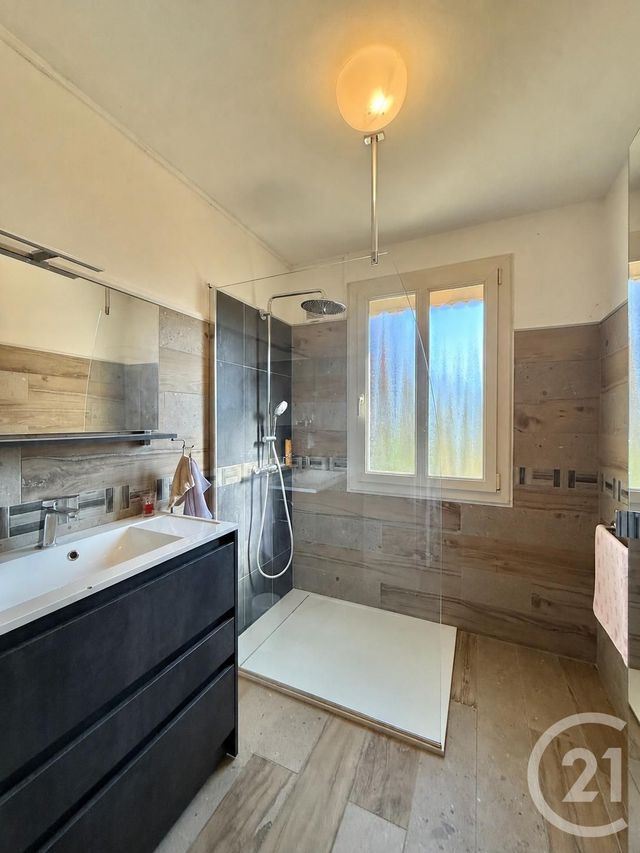 maison à vendre - 6 pièces - 135.0 m2 - YZEURE - 03 - AUVERGNE - Century 21 Pierre Immobilier