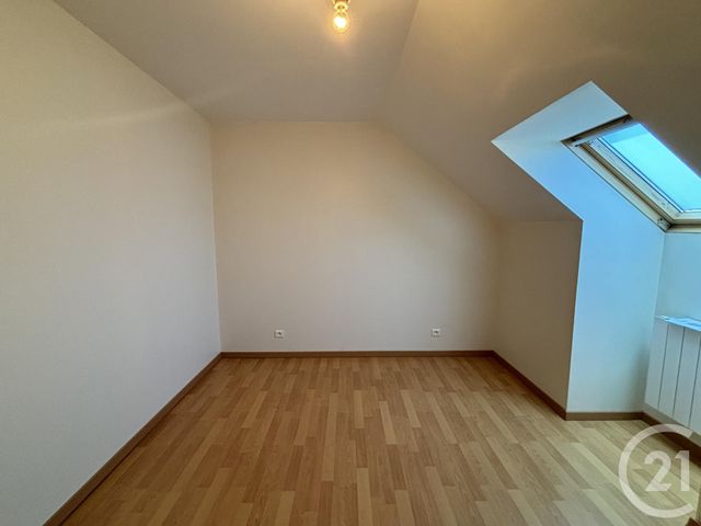 maison à louer - 6 pièces - 129.89 m2 - TREVOL - 03 - AUVERGNE - Century 21 Pierre Immobilier