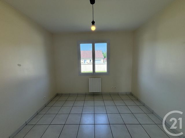 maison à louer - 6 pièces - 129.89 m2 - TREVOL - 03 - AUVERGNE - Century 21 Pierre Immobilier