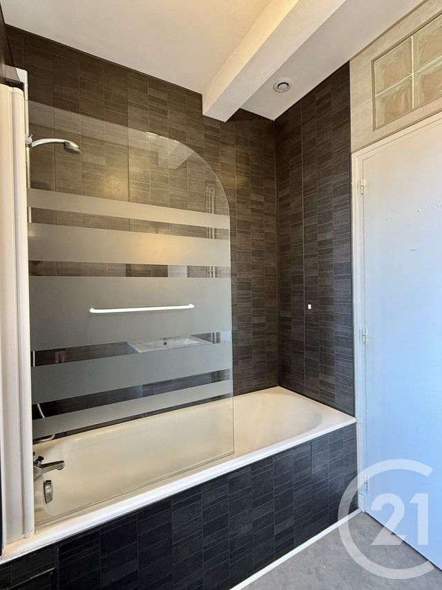 Appartement T3 à vendre - 3 pièces - 81.71 m2 - YZEURE - 03 - AUVERGNE - Century 21 Pierre Immobilier