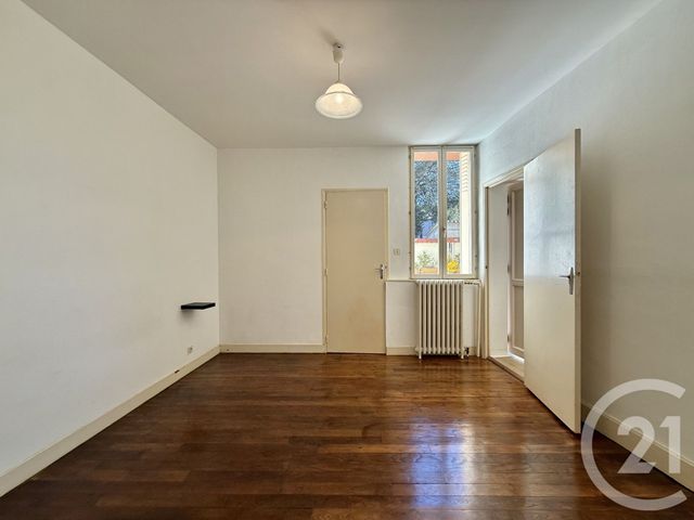 Appartement F2 à vendre - 2 pièces - 48.62 m2 - MOULINS - 03 - AUVERGNE - Century 21 Pierre Immobilier