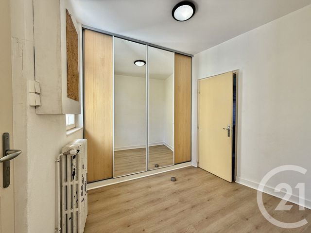 Appartement F2 à vendre - 2 pièces - 48.62 m2 - MOULINS - 03 - AUVERGNE - Century 21 Pierre Immobilier