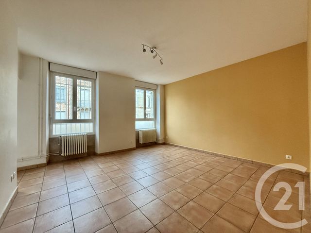 Appartement F4 à louer - 4 pièces - 119.51 m2 - MOULINS - 03 - AUVERGNE - Century 21 Pierre Immobilier
