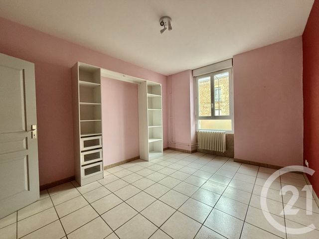 Appartement F4 à louer - 4 pièces - 119.51 m2 - MOULINS - 03 - AUVERGNE - Century 21 Pierre Immobilier