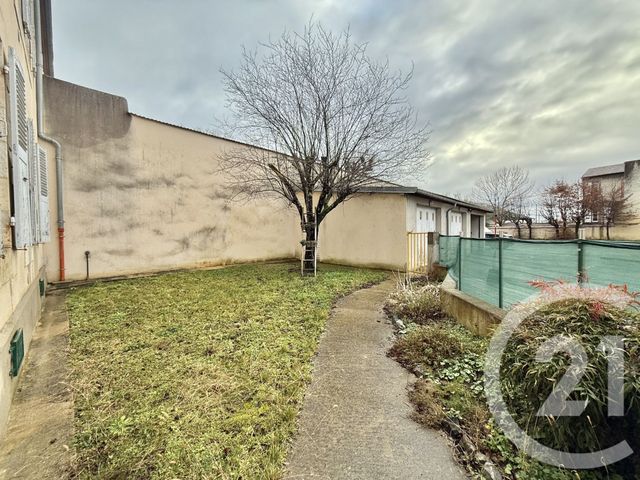 Appartement F4 à louer - 4 pièces - 119.51 m2 - MOULINS - 03 - AUVERGNE - Century 21 Pierre Immobilier