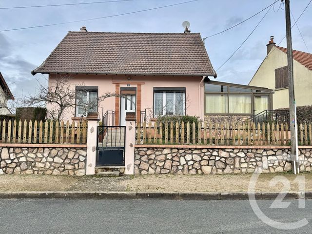 maison - YZEURE - 03