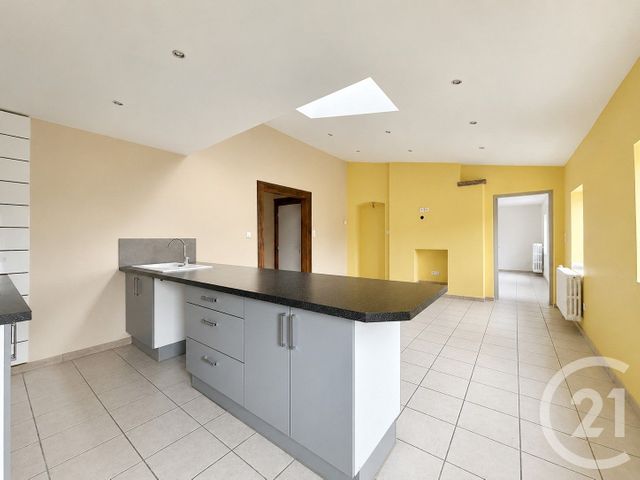 Appartement F2 à louer - 2 pièces - 60.12 m2 - MOULINS - 03 - AUVERGNE - Century 21 Pierre Immobilier