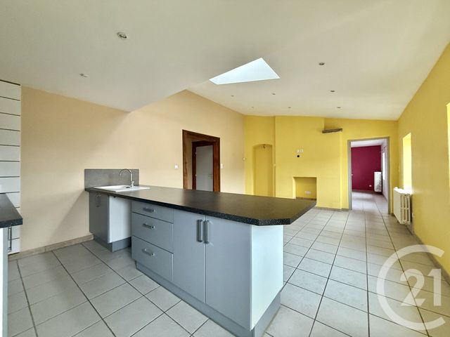 Appartement F2 à louer - 2 pièces - 60.12 m2 - MOULINS - 03 - AUVERGNE - Century 21 Pierre Immobilier