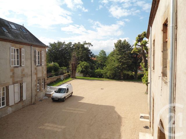 Appartement F4 à louer - 4 pièces - 119.0 m2 - MOULINS - 03 - AUVERGNE - Century 21 Pierre Immobilier