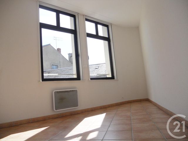 Appartement F2 à louer - 2 pièces - 44.0 m2 - MOULINS - 03 - AUVERGNE - Century 21 Pierre Immobilier