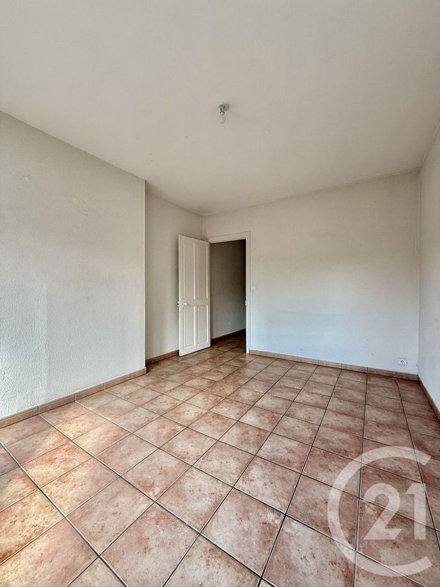 Appartement F2 à louer - 2 pièces - 44.0 m2 - MOULINS - 03 - AUVERGNE - Century 21 Pierre Immobilier