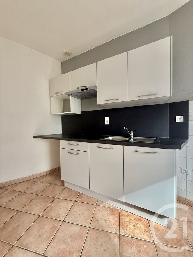 Appartement F2 à louer - 2 pièces - 44.0 m2 - MOULINS - 03 - AUVERGNE - Century 21 Pierre Immobilier