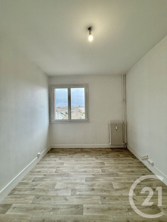 Appartement F4 à louer - 4 pièces - 68.33 m2 - YZEURE - 03 - AUVERGNE - Century 21 Pierre Immobilier