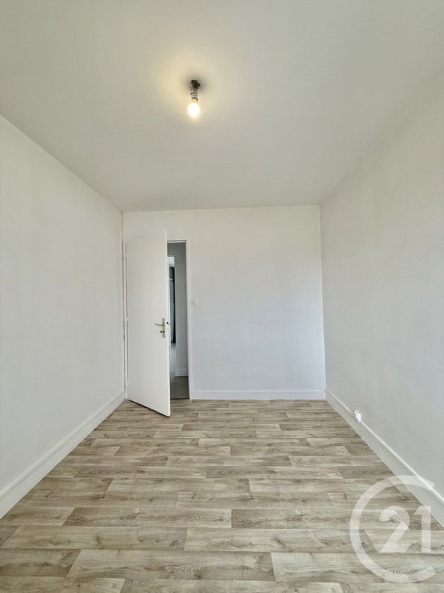 Appartement F4 à louer - 4 pièces - 68.33 m2 - YZEURE - 03 - AUVERGNE - Century 21 Pierre Immobilier
