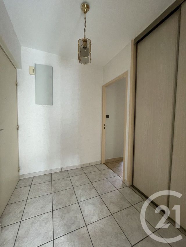 Appartement F3 à louer - 3 pièces - 76.42 m2 - MOULINS - 03 - AUVERGNE - Century 21 Pierre Immobilier