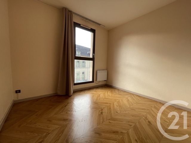 Appartement F3 à louer - 3 pièces - 76.42 m2 - MOULINS - 03 - AUVERGNE - Century 21 Pierre Immobilier
