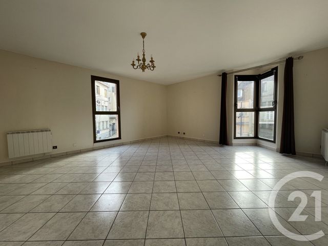 Appartement F3 à louer - 3 pièces - 76.42 m2 - MOULINS - 03 - AUVERGNE - Century 21 Pierre Immobilier