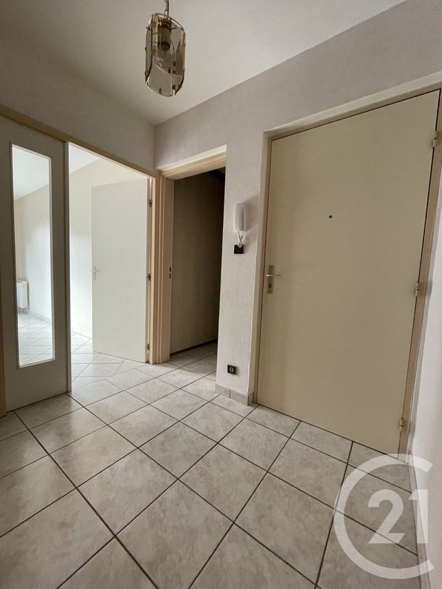 Appartement F3 à louer - 3 pièces - 76.42 m2 - MOULINS - 03 - AUVERGNE - Century 21 Pierre Immobilier
