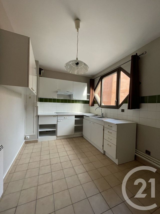 Appartement F3 à louer - 3 pièces - 76.42 m2 - MOULINS - 03 - AUVERGNE - Century 21 Pierre Immobilier