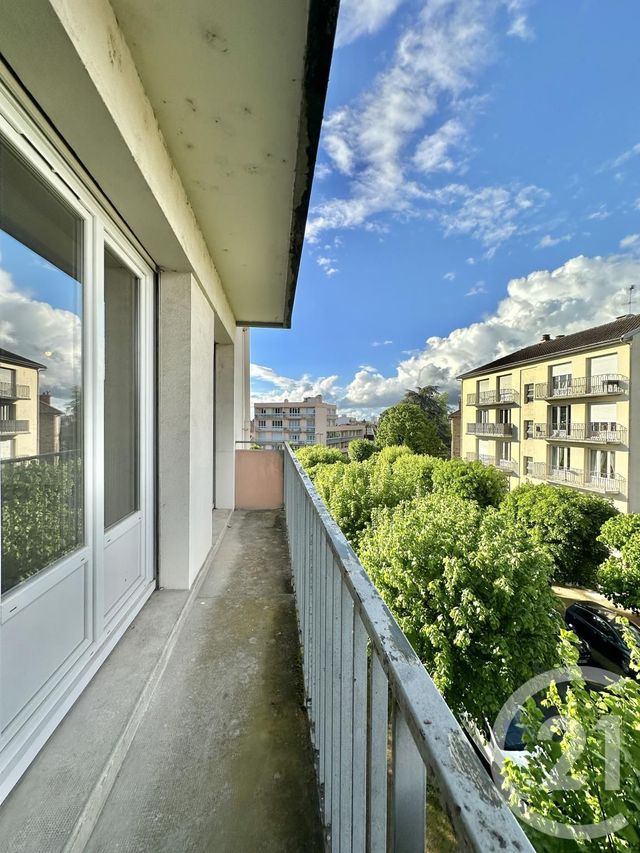 Appartement F3 à louer - 3 pièces - 88.1 m2 - MOULINS - 03 - AUVERGNE - Century 21 Pierre Immobilier