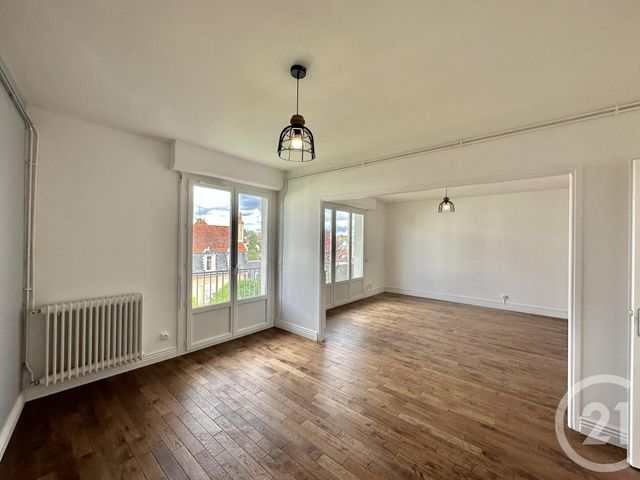 Appartement F3 à louer - 3 pièces - 88.1 m2 - MOULINS - 03 - AUVERGNE - Century 21 Pierre Immobilier