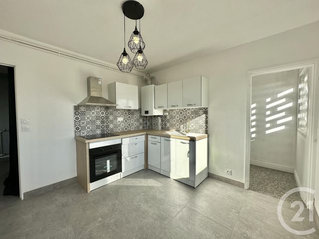 Appartement F3 à louer - 3 pièces - 88.1 m2 - MOULINS - 03 - AUVERGNE - Century 21 Pierre Immobilier