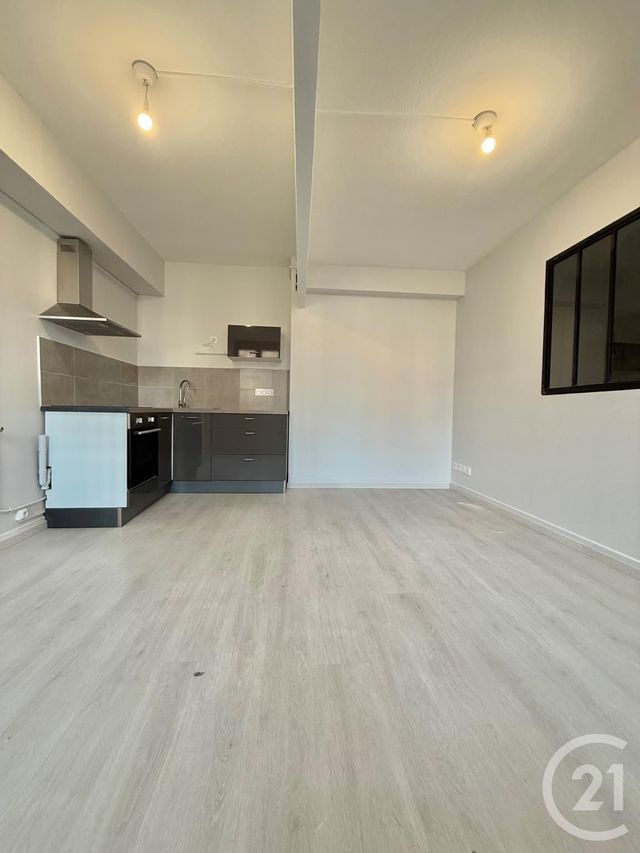 Appartement Studio à louer - 1 pièce - 32.34 m2 - MOULINS - 03 - AUVERGNE - Century 21 Pierre Immobilier