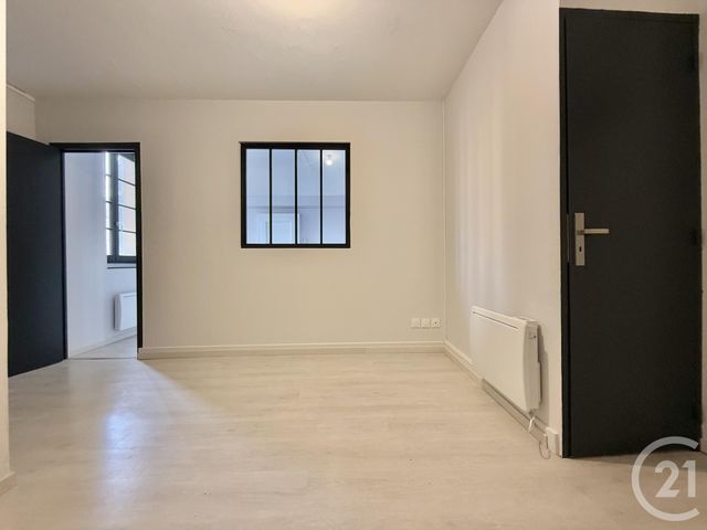 Appartement Studio à louer - 1 pièce - 32.34 m2 - MOULINS - 03 - AUVERGNE - Century 21 Pierre Immobilier