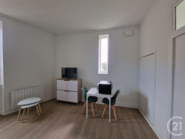 Appartement F1 à louer - 1 pièce - 21.5 m2 - MOULINS - 03 - AUVERGNE - Century 21 Pierre Immobilier