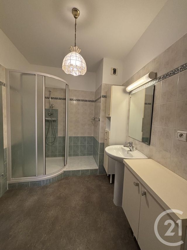 Appartement à louer - 3 pièces - 96.26 m2 - MOULINS - 03 - AUVERGNE - Century 21 Pierre Immobilier