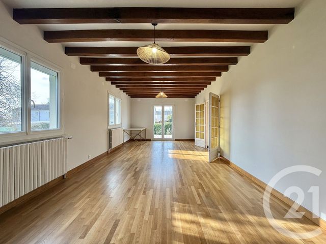 maison - YZEURE - 03