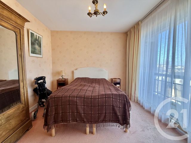 Appartement F5 à vendre - 5 pièces - 113.86 m2 - MOULINS - 03 - AUVERGNE - Century 21 Pierre Immobilier