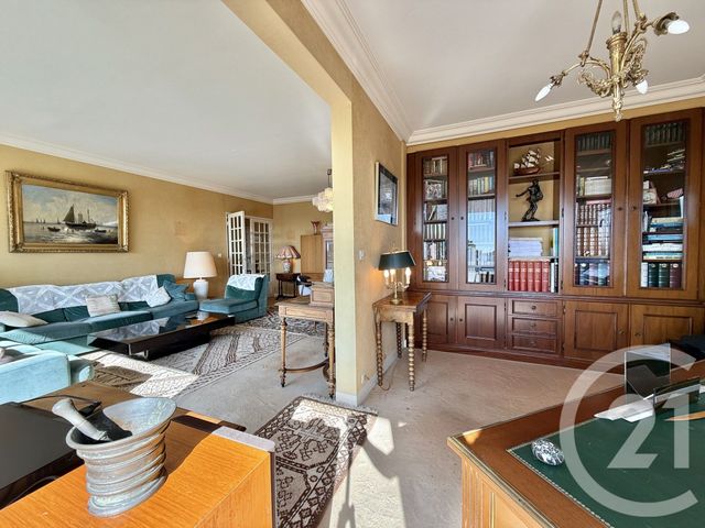 Appartement F5 à vendre - 5 pièces - 113.86 m2 - MOULINS - 03 - AUVERGNE - Century 21 Pierre Immobilier