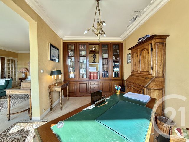 Appartement F5 à vendre - 5 pièces - 113.86 m2 - MOULINS - 03 - AUVERGNE - Century 21 Pierre Immobilier