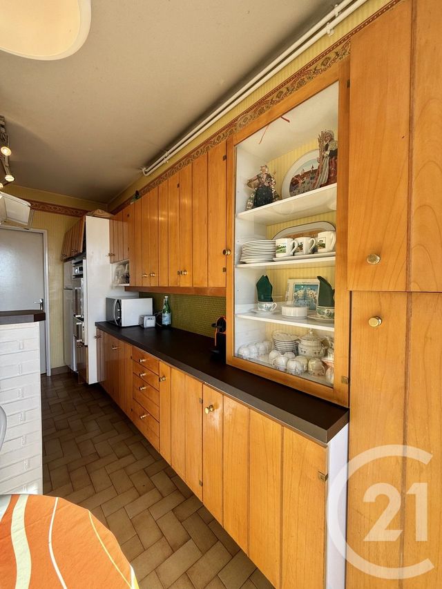 Appartement F5 à vendre - 5 pièces - 113.86 m2 - MOULINS - 03 - AUVERGNE - Century 21 Pierre Immobilier