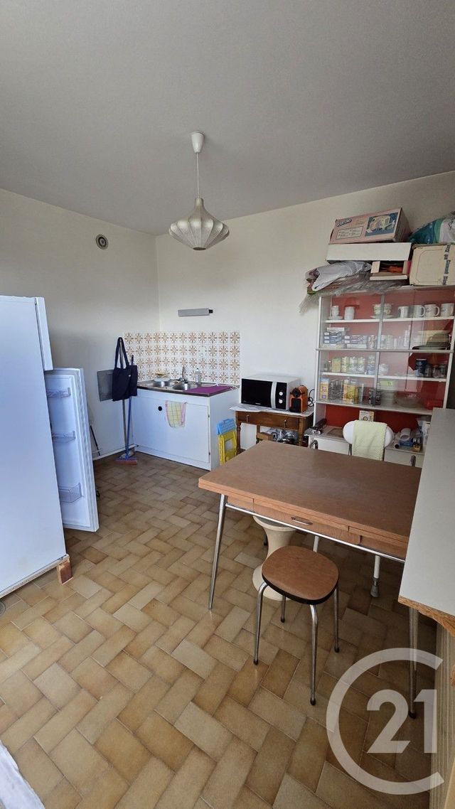 Appartement F1 à vendre - 1 pièce - 34.66 m2 - MOULINS - 03 - AUVERGNE - Century 21 Pierre Immobilier