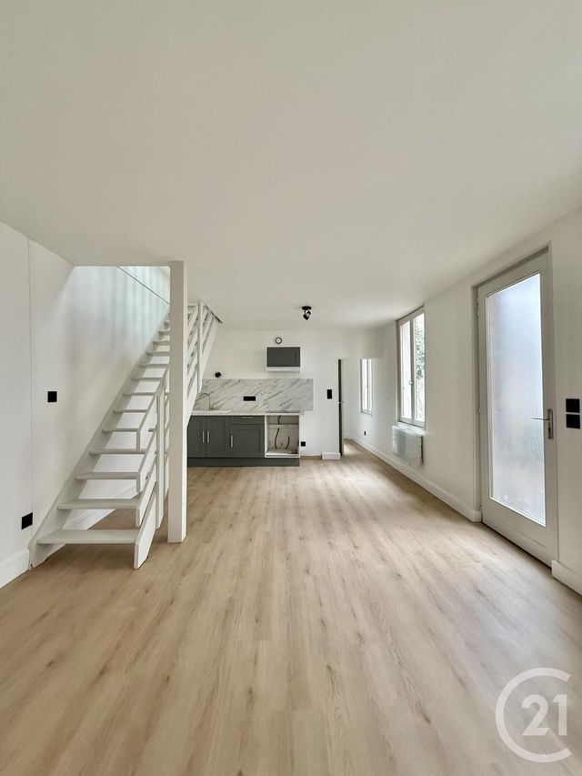 Appartement à louer - 2 pièces - 46.64 m2 - MOULINS - 03 - AUVERGNE - Century 21 Pierre Immobilier