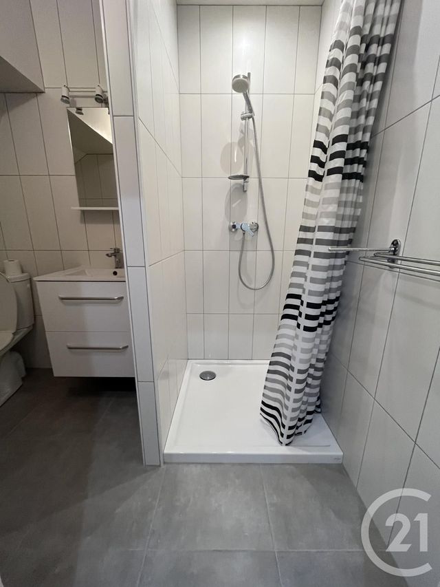 Appartement F2 à louer - 2 pièces - 34.82 m2 - MOULINS - 03 - AUVERGNE - Century 21 Pierre Immobilier