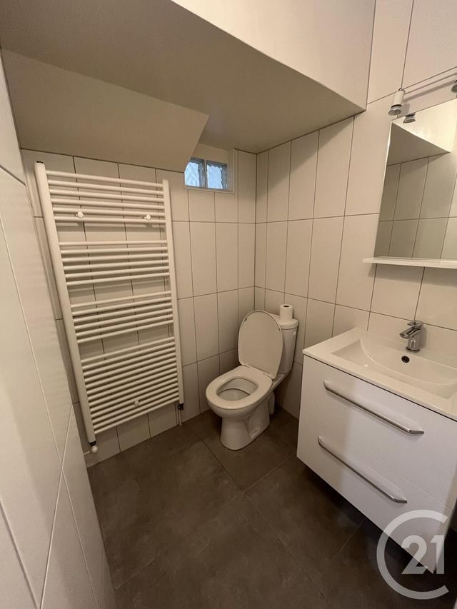 Appartement F2 à louer - 2 pièces - 34.82 m2 - MOULINS - 03 - AUVERGNE - Century 21 Pierre Immobilier