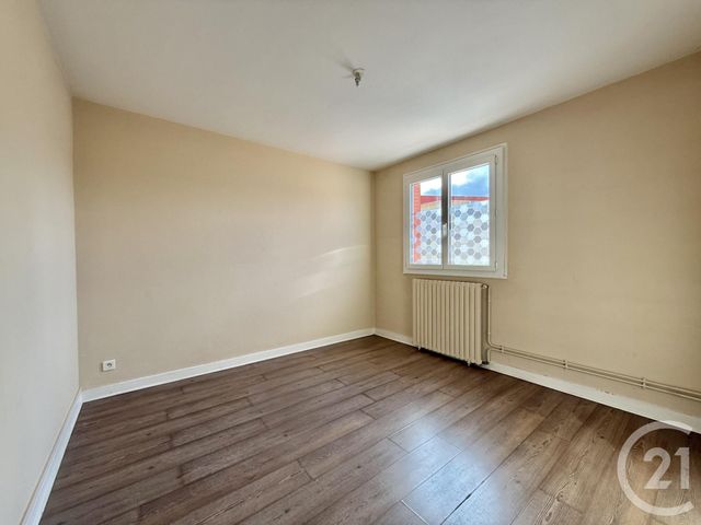 maison à vendre - 4 pièces - 70.18 m2 - YZEURE - 03 - AUVERGNE - Century 21 Pierre Immobilier