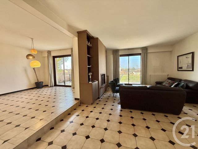 maison à vendre - 10 pièces - 249.46 m2 - YZEURE - 03 - AUVERGNE - Century 21 Pierre Immobilier