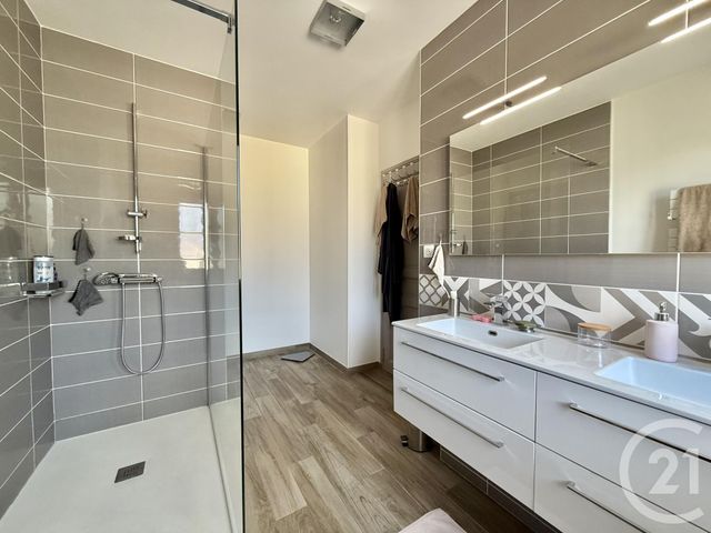 maison à vendre - 10 pièces - 249.46 m2 - YZEURE - 03 - AUVERGNE - Century 21 Pierre Immobilier